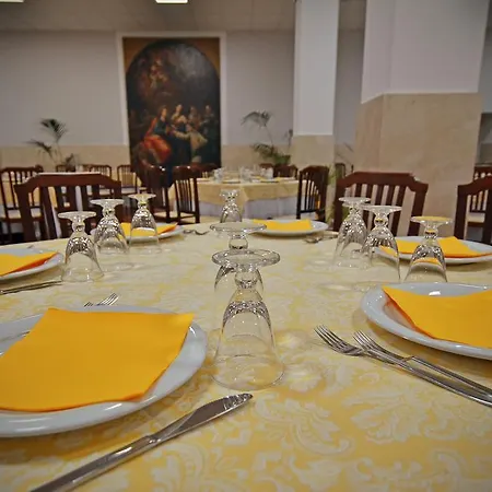 Casa San Tommaso Отель *