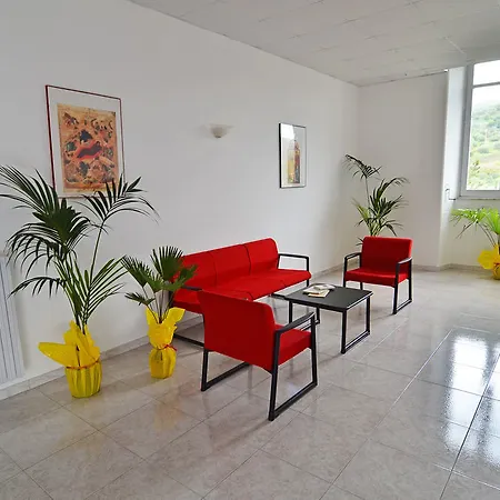 Casa San Tommaso Отель *